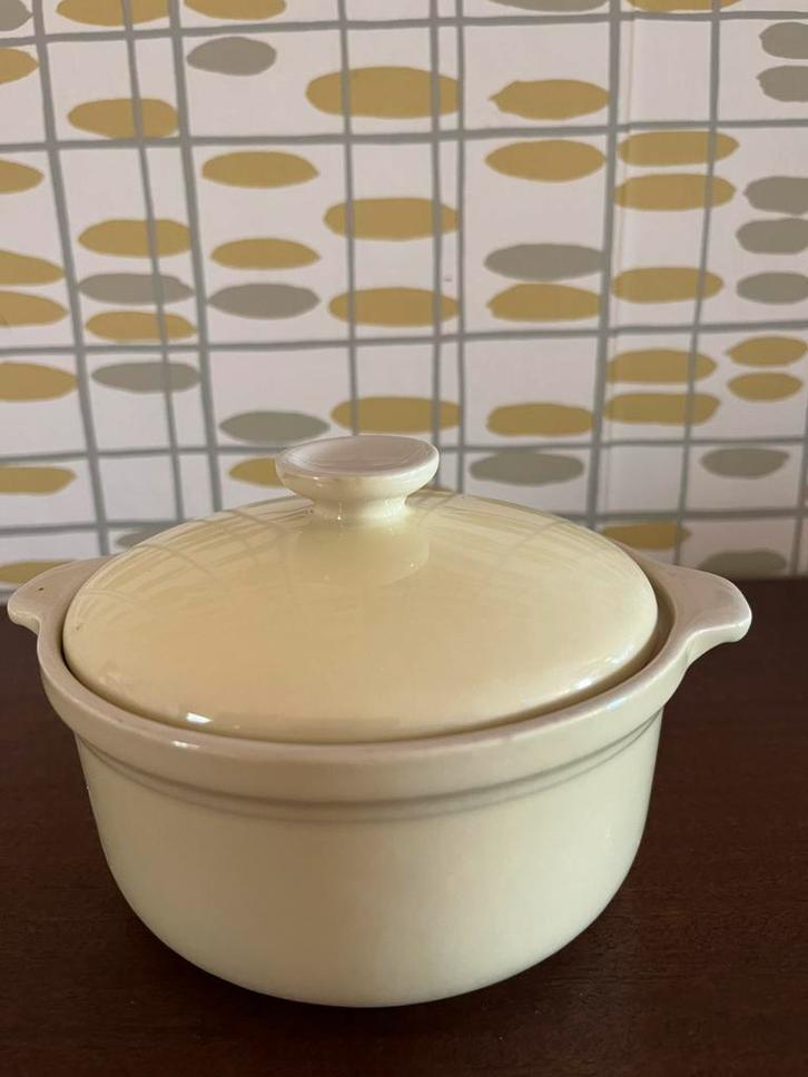 Pastel geel parafeu schaaltje petrus regout, Antiek en Kunst, Antiek | Schalen, Ophalen of Verzenden