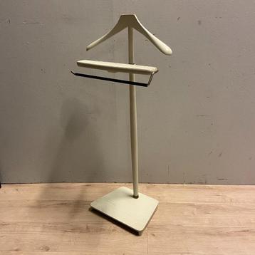 OPRUIMING Vintage Italiaans design dressboy jaren 50 60 70 beschikbaar voor biedingen
