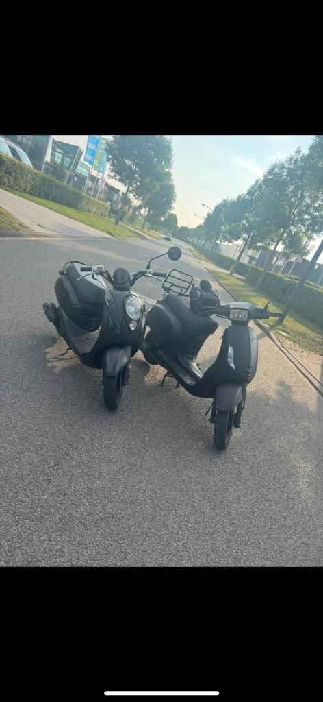 Sym mio 50cc snor, Fietsen en Brommers, Snorfietsen en Snorscooters, Gebruikt, SYM, Benzine, Ophalen