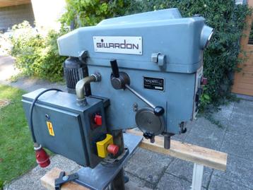 Gillardon boor/tapmachine R16 beschikbaar voor biedingen