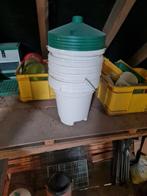 Drinkemmers met nippels, Ophalen, Zo goed als nieuw, Broedmachine