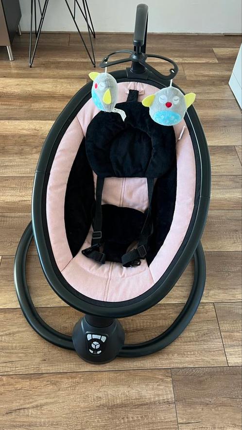 Gratis baby draagzak bij aankoop Q-Rocker wipstoel/schommel, Kinderen en Baby's, Wipstoeltjes, Zo goed als nieuw, Schommelstoel