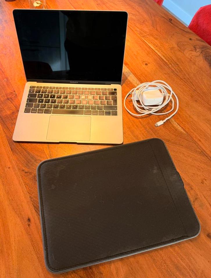 MacBook Air 2018, Computers en Software, Apple Macbooks, Gebruikt, MacBook Air, 13 inch, Minder dan 2 Ghz, Ophalen