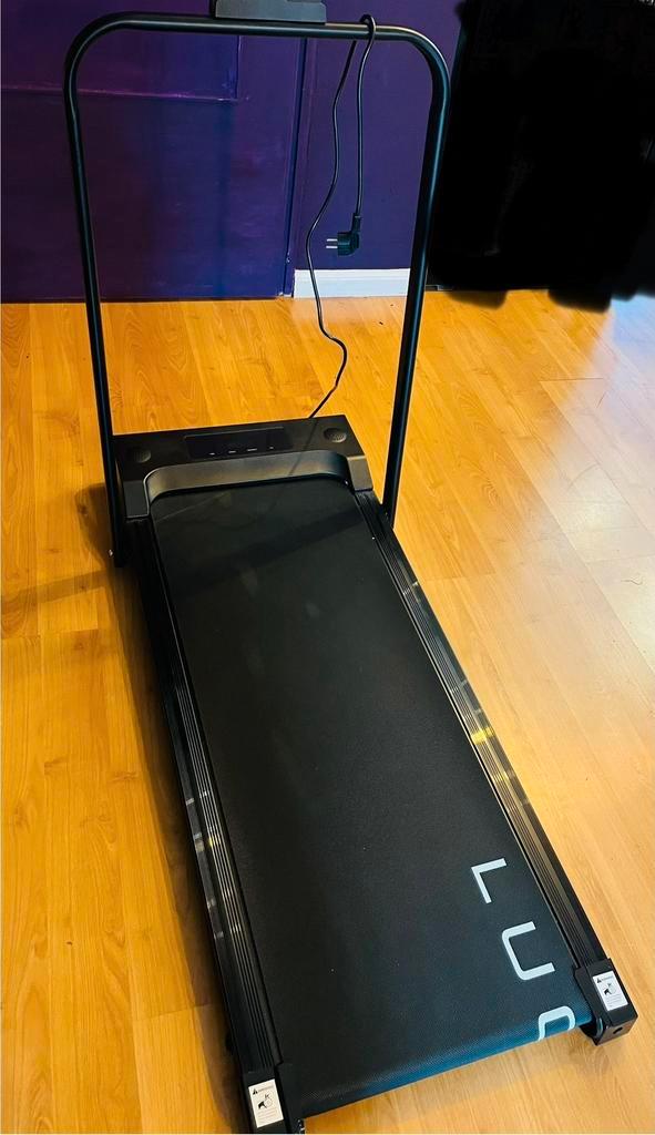 Loopband Lugia Fit, half jaar oud, nieuwstaat, Sport en Fitness, Fitnessapparatuur, Zo goed als nieuw, Loopband, Ophalen