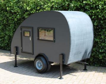 Handgemaakte Mini-caravan. beschikbaar voor biedingen