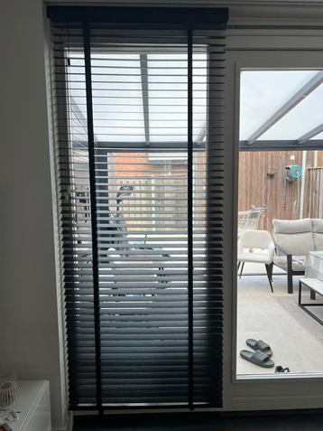 2 x Verano jaloezieeen op maat zwart! beschikbaar voor biedingen