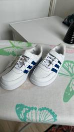 Adidas maat 31 schoenen jongens, Ophalen of Verzenden, Nieuw, Schoenen