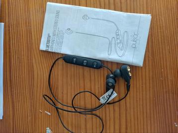 bluetooth oortjes beschikbaar voor biedingen