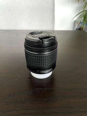 Nikon NIKKOR AF-P DX 18-55mm f/3.5-5.6 G beschikbaar voor biedingen