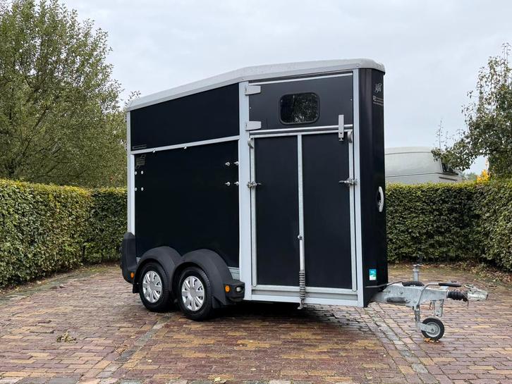 Zeer mooie 1.5 paards ifor Williams hb403 met vooruitloop, Dieren en Toebehoren, Paarden en Pony's | Trailers en Aanhangwagens