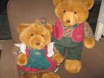 2 Aangeklede Opa & Oma beren (50 cm) en de kleine (35 cm), Verzamelen, Ophalen of Verzenden, Zo goed als nieuw, Stoffen beer, Overige merken