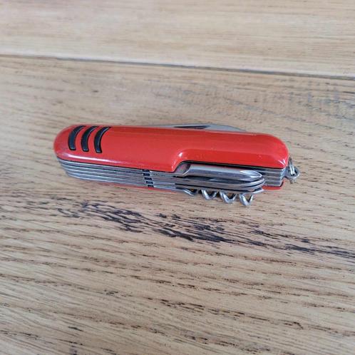 1 x rood multitool / zakmes, Caravans en Kamperen, Kampeergereedschap, Nieuw, Ophalen of Verzenden