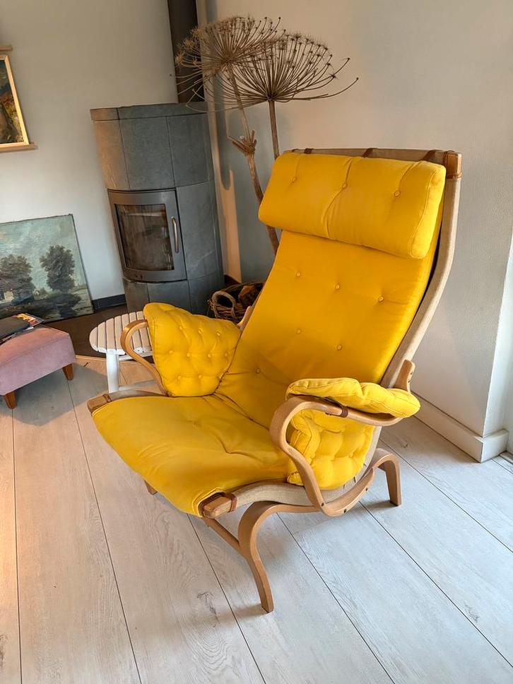 Vintage fauteuil Bruno Mathsson, Huis en Inrichting, Fauteuils, Zo goed als nieuw, Stof, 50 tot 75 cm, 75 tot 100 cm, Ophalen