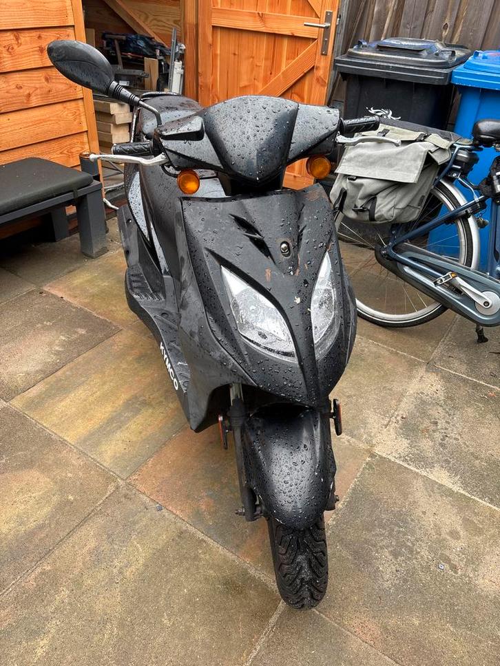 Kymco Agility 50 Scooter geel kenteken, Fietsen en Brommers, Scooters | Kymco, Gebruikt, Agility, Maximaal 45 km/u, Benzine, Ophalen