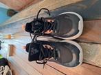 Sportschoenen Osaga maat 36, Ophalen, Zo goed als nieuw, Meisje, Sportschoenen