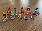 10 lego friends poppetjes met leuke accessoires (zie foto's), Kinderen en Baby's, Speelgoed | Duplo en Lego, Ophalen of Verzenden