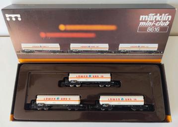 MÄRKLIN Z 8616, drie 4-assige tankwagens 'Löwengas' beschikbaar voor biedingen
