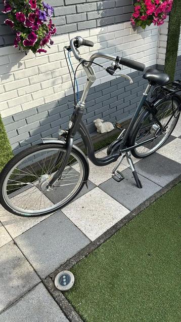 mooie fiets beschikbaar voor biedingen
