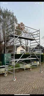 altrex Rolsteiger, Rolsteiger, Aluminium steiger, Steiger, Ophalen of Verzenden, Zo goed als nieuw, Gevelsteiger