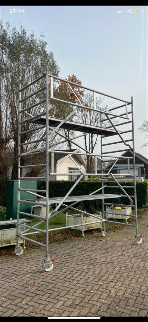altrex Rolsteiger, Rolsteiger, Aluminium steiger, Steiger, Doe-het-zelf en Verbouw, Steigers, Zo goed als nieuw, Gevelsteiger