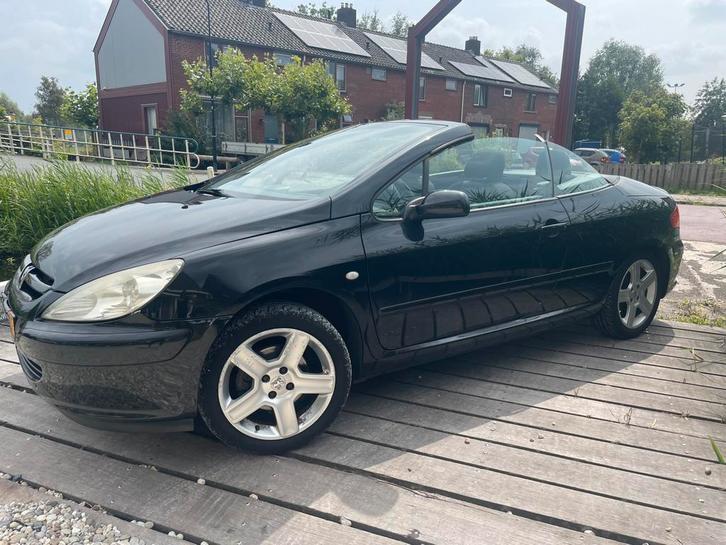 Peugeot 307 2.0 16V CC 2005 Zwart, Auto's, Peugeot, Particulier, Benzine, D, Cabriolet, Handgeschakeld, Origineel Nederlands, Zwart