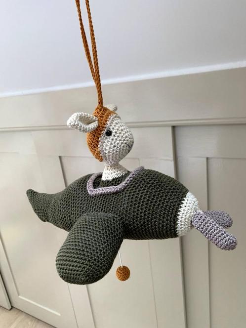 Muziekdoosje konijn in vliegtuig van Softie Baby Musthaves, Kinderen en Baby's, Speelgoed | Knuffels en Pluche, Zo goed als nieuw