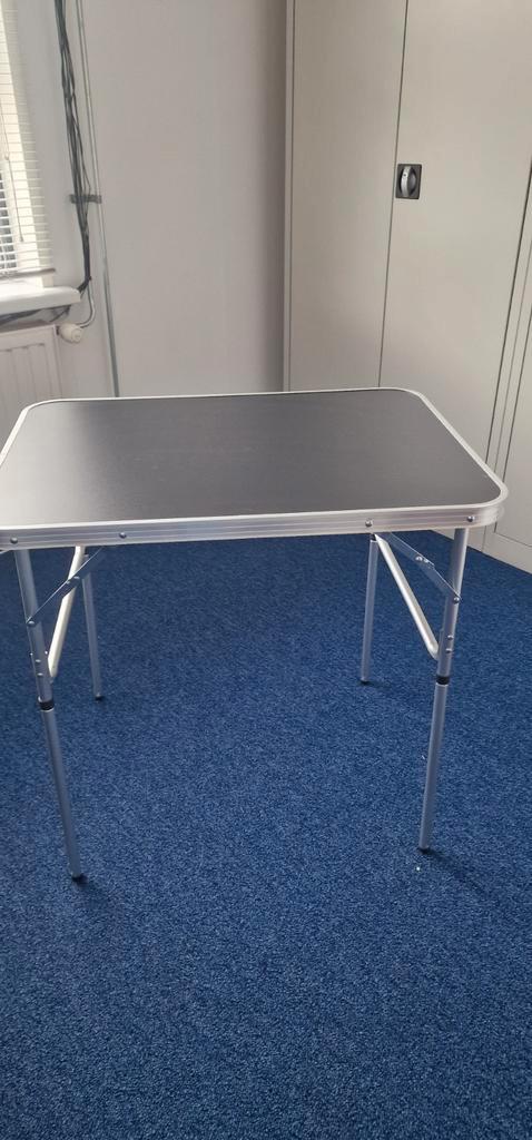 Inklapbare Campingtafel - Compact & Handig, Caravans en Kamperen, Kampeermeubelen, Gebruikt, Campingtafel, Ophalen of Verzenden