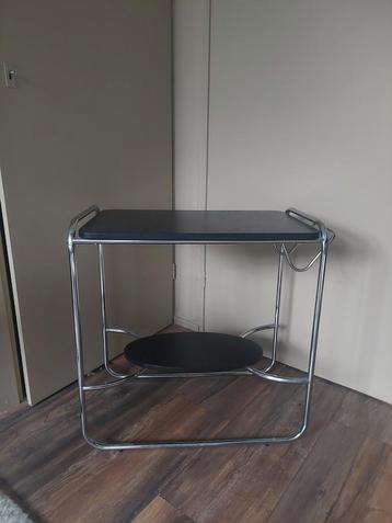 midcentury vintage bijzettafel  beschikbaar voor biedingen