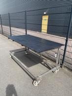 Rvs frame / werktafel met kunststoffen blad, Ophalen, Zo goed als nieuw