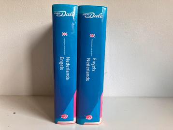 Woordenboeken NL-EN en EN-NL beschikbaar voor biedingen