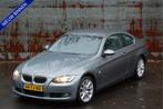 BMW 3 Serie 330i E92 Coupé / High Exe / Aut / Navi / Org NL, Auto's, Automaat, Gebruikt, 4 stoelen, 2996 cc