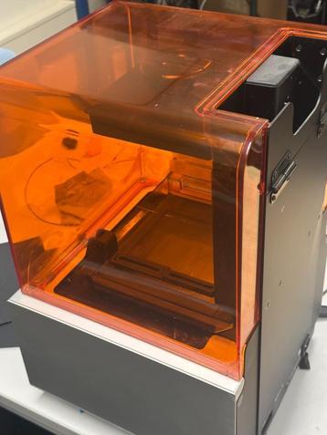 formlab form2 beschikbaar voor biedingen