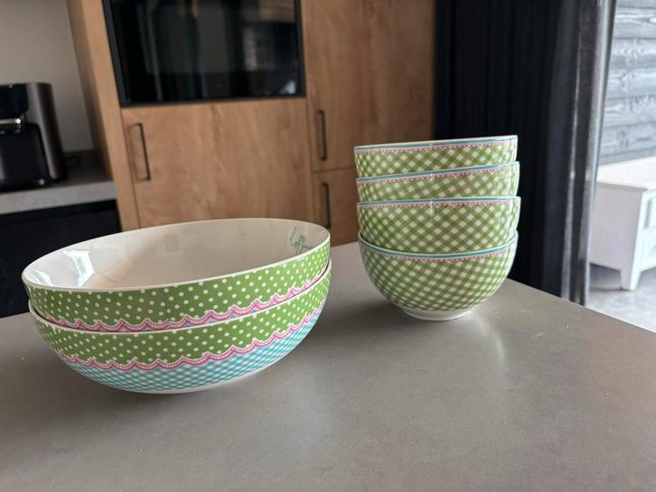 Set van 5 Kommen, Huis en Inrichting, Keuken | Servies, Zo goed als nieuw, Kom(men), Overige stijlen, Aardewerk, Ophalen