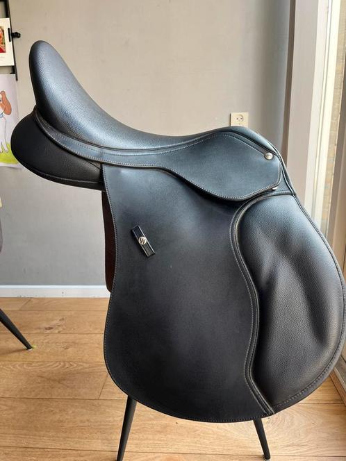 Wintec veelzijdigheidszadel, hart, 17,5 inch, Dieren en Toebehoren, Paarden en Pony's | Zadels, Zo goed als nieuw, Ophalen