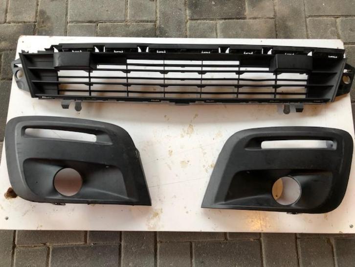 Voorbumperdelen T3B9 Peugeot Partner/Citroen Berlingo, Auto-onderdelen, Overige Auto-onderdelen, Citroën, Peugeot, Gebruikt, Ophalen of Verzenden