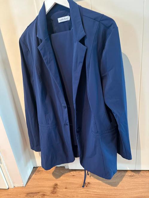 Prachtig colbert  XXL met Broek XL van Nicolette Kluivert, Kleding | Dames, Jasjes, Kostuums en Pakken, Zo goed als nieuw, Maat 46/48 (XL) of groter