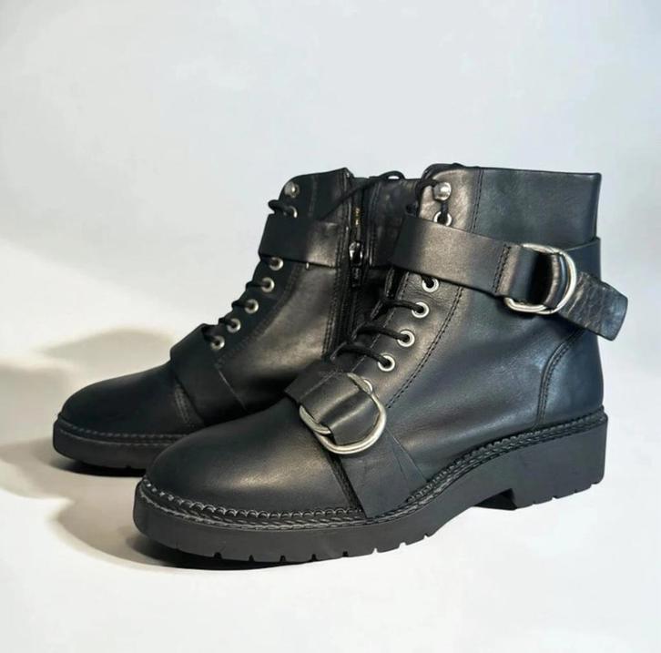 Zwarte leren veterboots met gespen – Sacha ICONIC maat 38, Kleding | Dames, Schoenen, Nieuw, Snowboots, Zwart, Ophalen of Verzenden