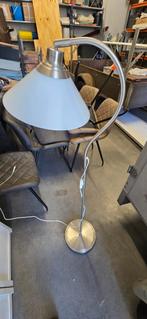Te koop staande lamp., Ophalen, Gebruikt, E27 (groot), Led-lamp