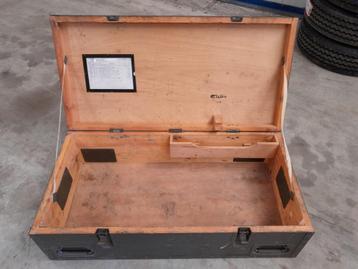 Gebruikte houten Legerkisten beschikbaar voor biedingen