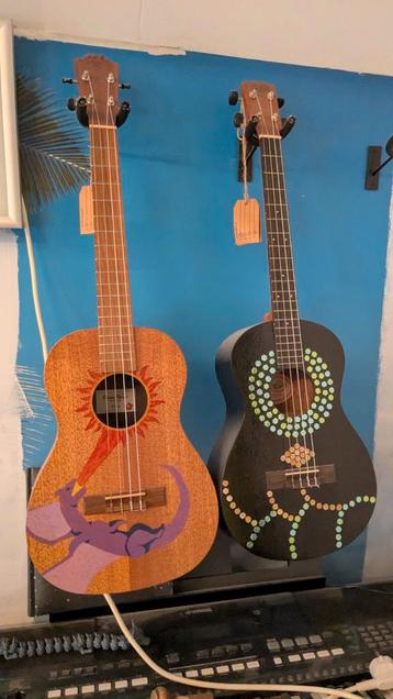 Bariton Ukeleles handgeschilderd beschikbaar voor biedingen