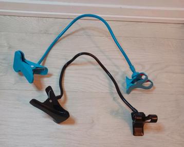2 IN NIEUWSTAAT TELEFOON KLEMMEN VOOR AAN BED/TAFEL SAMEN€2- beschikbaar voor biedingen