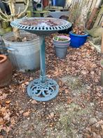 Prachtige gietijzeren vogeldrinkbak, Ophalen, Zo goed als nieuw