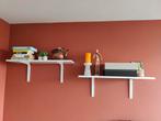 Twee witte wandplanken van circa 80 cm breed, Ophalen of Verzenden, Gebruikt
