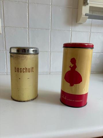 Antieke Beschuitbussen - Vintage Keukenaccessoires beschikbaar voor biedingen
