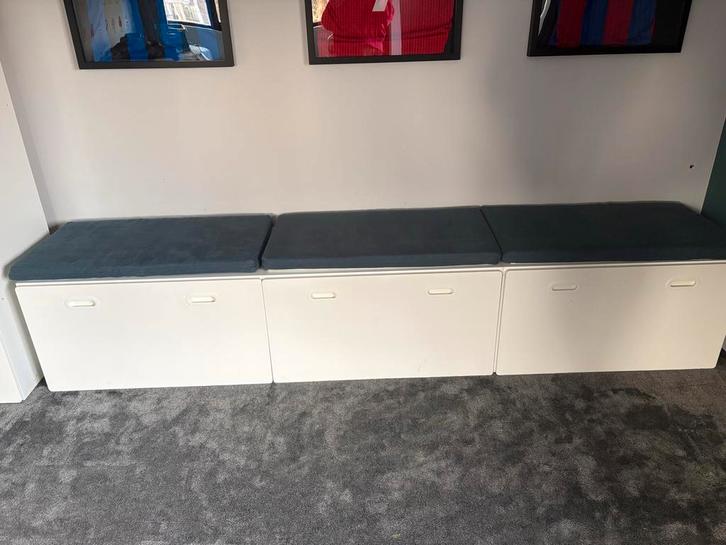 SMÅSTAD Speelgoedkist met bank + kussens, Huis en Inrichting, Kasten | Buffetkasten, Gebruikt, Minder dan 100 cm, 50 tot 100 cm