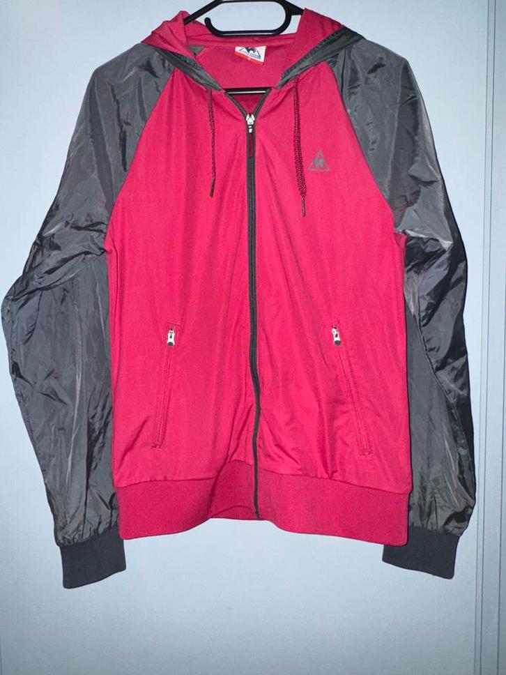 Le Coq Sportif Jas Maat M - Roze/Grijs, Kleding | Dames, Jassen | Zomer, Zo goed als nieuw, Maat 38/40 (M), Roze, Ophalen of Verzenden