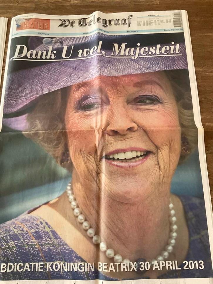 Kranten De Telegraaf - Abdicatie Koningin Beatrix 2013, Verzamelen, Tijdschriften, Kranten en Knipsels, Krant, Nederland, 1980 tot heden