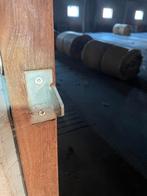 stal deuren varkens, Geslacht onbekend, Varken