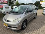 Toyota Previa 2.4 VVT-i Executive Airco/ Camera/ Cruise/ Nav, Auto's, Toyota, Bedrijf, Grijs, 1600 kg, 6 stoelen