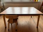 Vintage Houten Kindertafel / Speeltafel / LEGO tafel, Ophalen, Gebruikt, 100 tot 150 cm, Tot twee personen